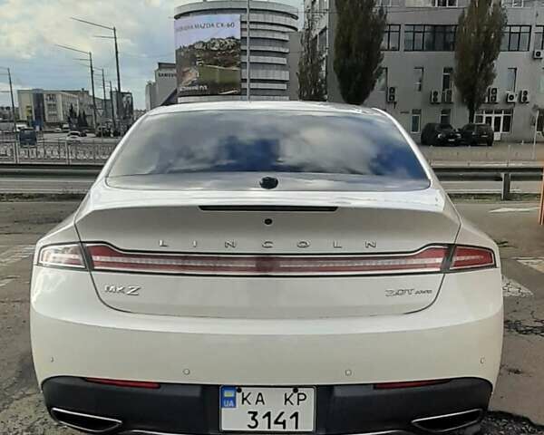 Лінкольн MKZ 2016 у Києві на Automoto.ua Білий Лінкольн MKZ, об'ємом двигуна 2 л та пробігом 112 тис. км за 13500 $, фото 1 на Automoto.ua