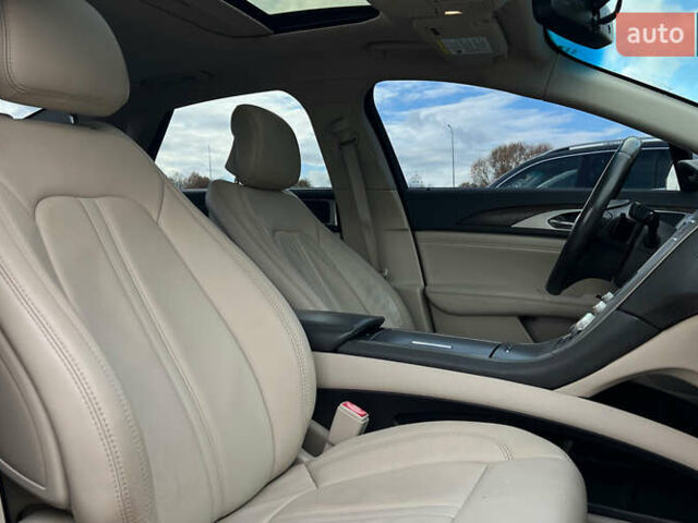 Лінкольн MKZ 2016 у Львові на Automoto.ua Білий Лінкольн MKZ, об'ємом двигуна 2 л та пробігом 156 тис. км за 14999 $, фото 18 на Automoto.ua