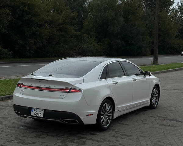 Білий Лінкольн MKZ, об'ємом двигуна 2 л та пробігом 85 тис. км за 18000 $, фото 1 на Automoto.ua