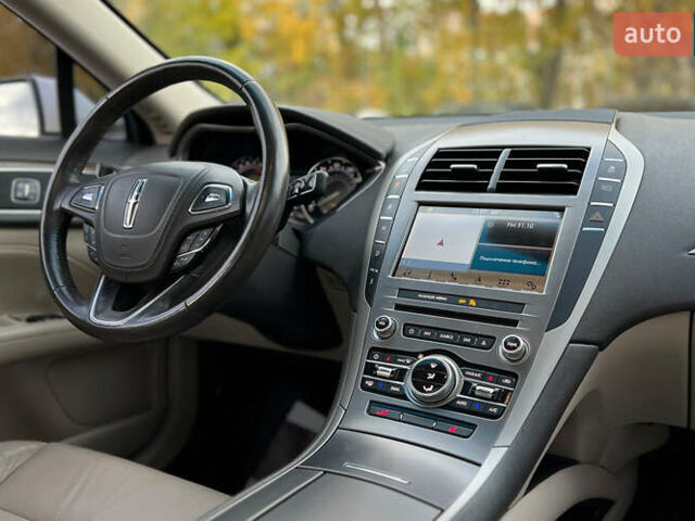Лінкольн MKZ 2016 у Львові на Automoto.ua Білий Лінкольн MKZ, об'ємом двигуна 2 л та пробігом 156 тис. км за 14999 $, фото 16 на Automoto.ua