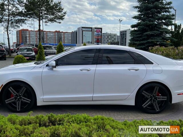 Белый Линкольн МКЗ, объемом двигателя 2 л и пробегом 155 тыс. км за 14300 $, фото 3 на Automoto.ua