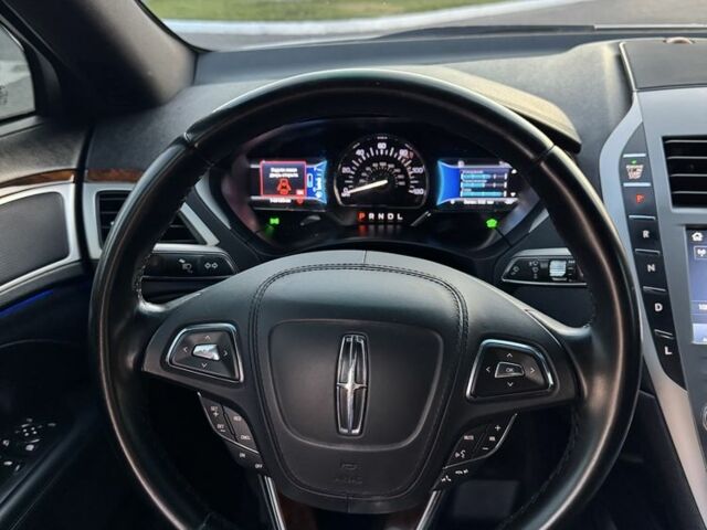 Білий Лінкольн MKZ, об'ємом двигуна 0 л та пробігом 152 тис. км за 16399 $, фото 8 на Automoto.ua