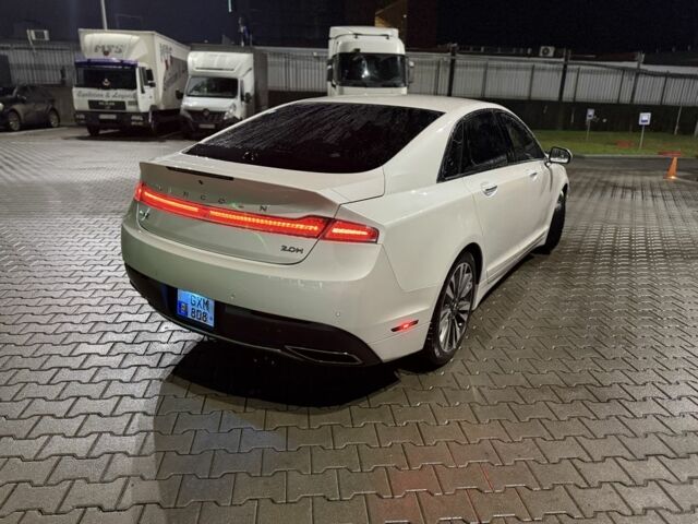 Белый Линкольн МКЗ, объемом двигателя 2 л и пробегом 215 тыс. км за 6950 $, фото 4 на Automoto.ua