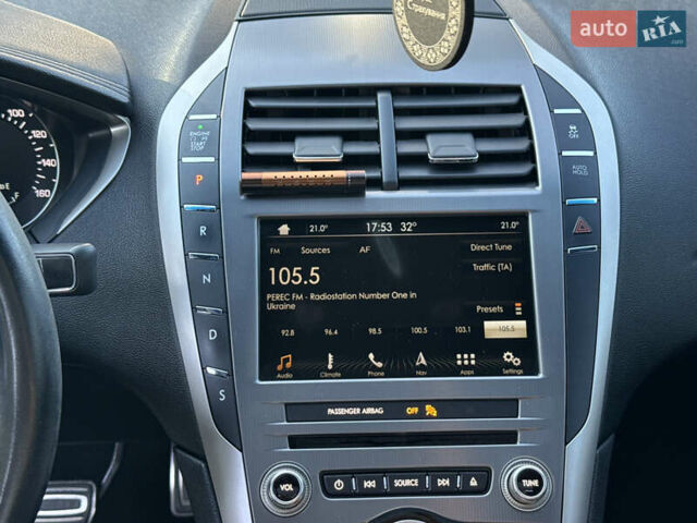 Белый Линкольн МКЗ, объемом двигателя 3 л и пробегом 85 тыс. км за 18499 $, фото 19 на Automoto.ua
