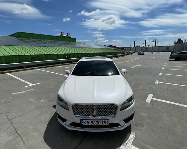 Белый Линкольн МКЗ, объемом двигателя 2 л и пробегом 74 тыс. км за 19000 $, фото 6 на Automoto.ua
