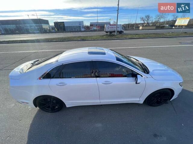 Белый Линкольн МКЗ, объемом двигателя 3 л и пробегом 82 тыс. км за 18000 $, фото 24 на Automoto.ua