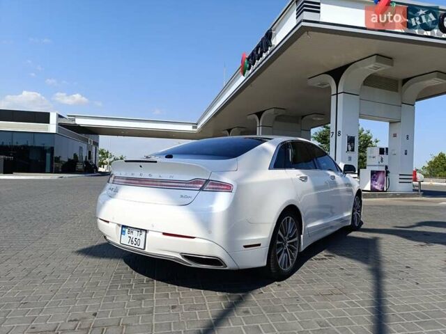 Білий Лінкольн MKZ, об'ємом двигуна 2 л та пробігом 143 тис. км за 21000 $, фото 4 на Automoto.ua
