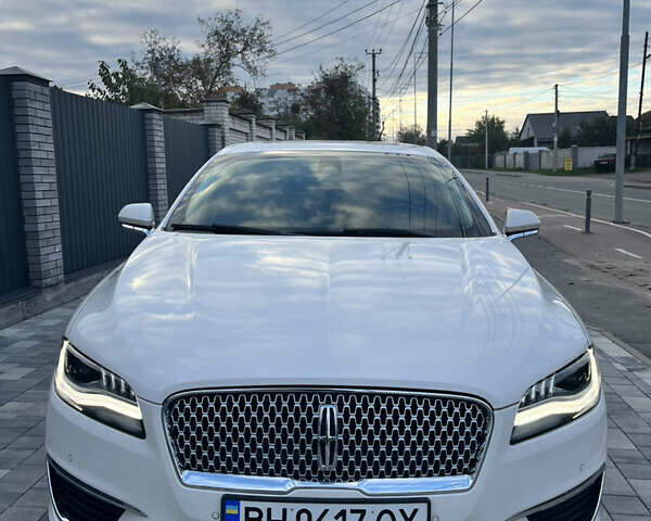 Лінкольн MKZ 2019 у Вінниці на Automoto.ua Білий Лінкольн MKZ, об'ємом двигуна 2 л та пробігом 48 тис. км за 19500 $, фото 1 на Automoto.ua