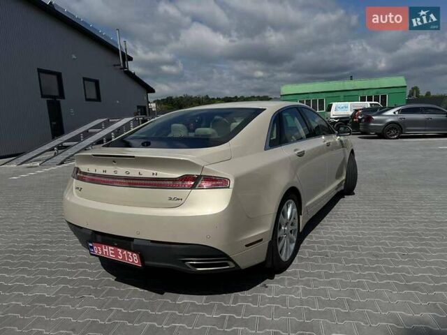 Бежевий Лінкольн MKZ, об'ємом двигуна 2 л та пробігом 116 тис. км за 12900 $, фото 7 на Automoto.ua