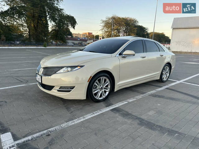 Бежевый Линкольн МКЗ, объемом двигателя 2 л и пробегом 198 тыс. км за 14300 $, фото 13 на Automoto.ua