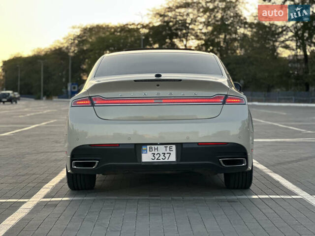 Бежевый Линкольн МКЗ, объемом двигателя 2 л и пробегом 198 тыс. км за 14300 $, фото 7 на Automoto.ua