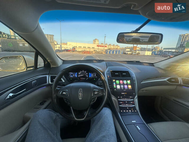 Бежевый Линкольн МКЗ, объемом двигателя 2 л и пробегом 198 тыс. км за 14300 $, фото 19 на Automoto.ua