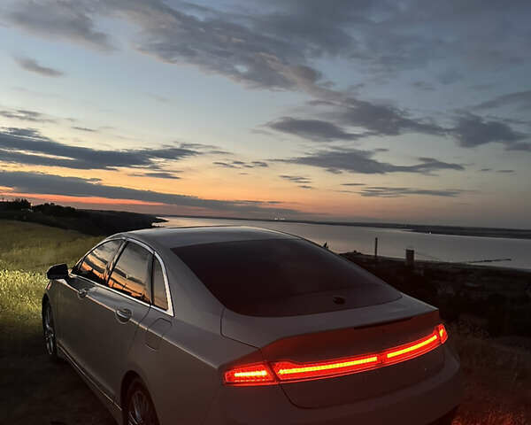 Бежевый Линкольн МКЗ, объемом двигателя 2 л и пробегом 198 тыс. км за 14300 $, фото 24 на Automoto.ua