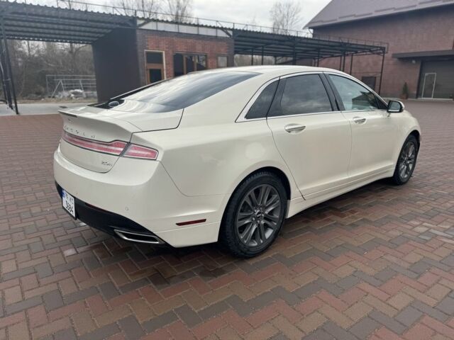 Бежевий Лінкольн MKZ, об'ємом двигуна 2 л та пробігом 110 тис. км за 14000 $, фото 5 на Automoto.ua