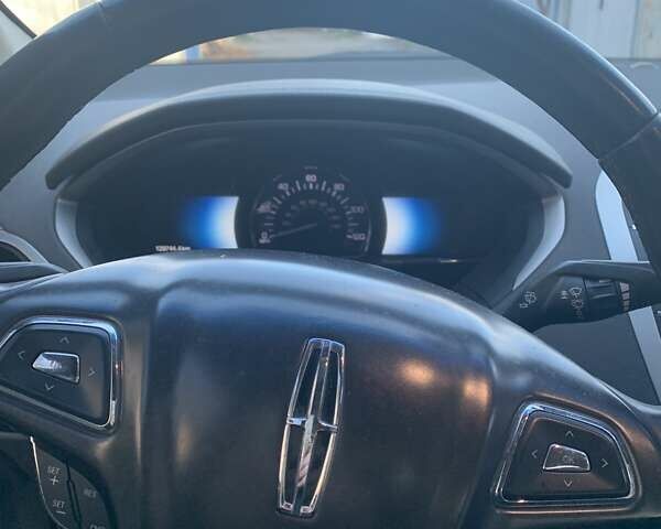 Бежевий Лінкольн MKZ, об'ємом двигуна 2 л та пробігом 136 тис. км за 14000 $, фото 6 на Automoto.ua