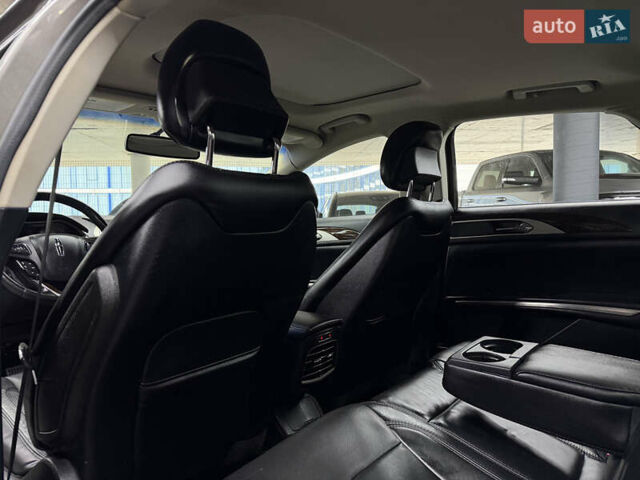 Бежевый Линкольн МКЗ, объемом двигателя 2 л и пробегом 172 тыс. км за 9100 $, фото 22 на Automoto.ua