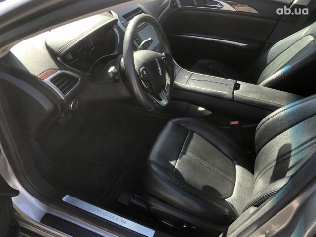 Бежевий Лінкольн MKZ, об'ємом двигуна 0 л та пробігом 186 тис. км за 12600 $, фото 6 на Automoto.ua