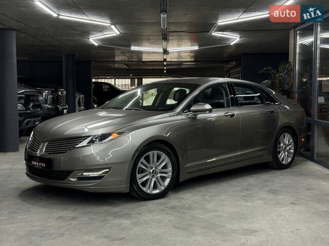 Бежевый Линкольн МКЗ, объемом двигателя 2 л и пробегом 172 тыс. км за 9100 $, фото 6 на Automoto.ua