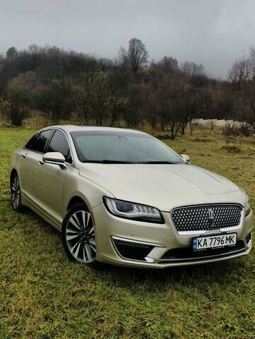 Бежевый Линкольн МКЗ, объемом двигателя 2 л и пробегом 210 тыс. км за 12000 $, фото 4 на Automoto.ua