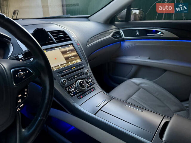 Бежевый Линкольн МКЗ, объемом двигателя 2 л и пробегом 110 тыс. км за 13500 $, фото 23 на Automoto.ua