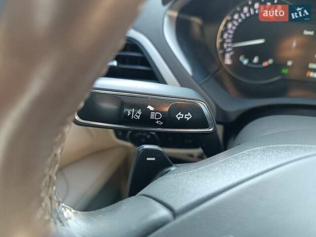 Бежевый Линкольн МКЗ, объемом двигателя 2 л и пробегом 59 тыс. км за 19300 $, фото 18 на Automoto.ua