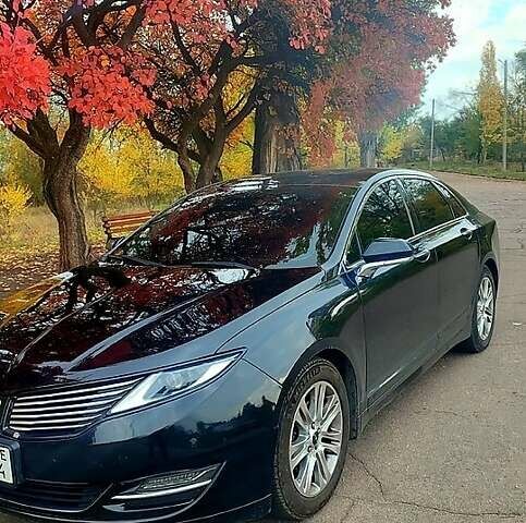 Чорний Лінкольн MKZ, об'ємом двигуна 2 л та пробігом 232 тис. км за 11000 $, фото 5 на Automoto.ua