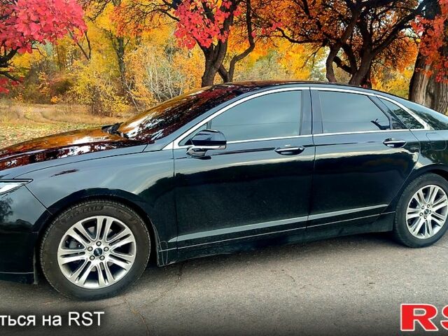 Чорний Лінкольн MKZ, об'ємом двигуна 2 л та пробігом 232 тис. км за 11000 $, фото 8 на Automoto.ua