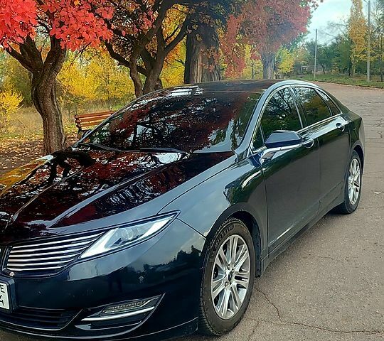 Чорний Лінкольн MKZ, об'ємом двигуна 2 л та пробігом 232 тис. км за 11000 $, фото 7 на Automoto.ua