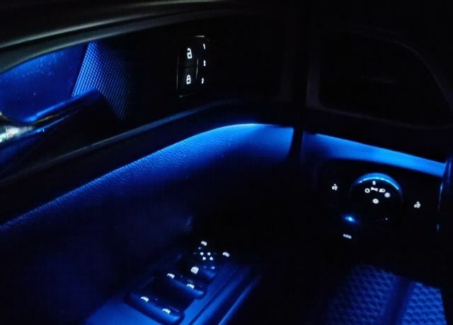 Черный Линкольн МКЗ, объемом двигателя 2 л и пробегом 162 тыс. км за 11000 $, фото 21 на Automoto.ua