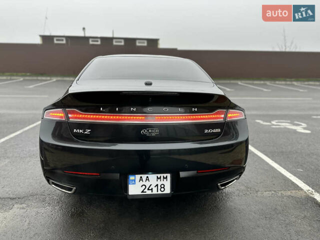 Черный Линкольн МКЗ, объемом двигателя 2 л и пробегом 209 тыс. км за 10000 $, фото 5 на Automoto.ua