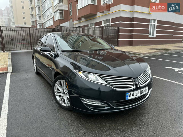 Черный Линкольн МКЗ, объемом двигателя 2 л и пробегом 209 тыс. км за 10000 $, фото 10 на Automoto.ua