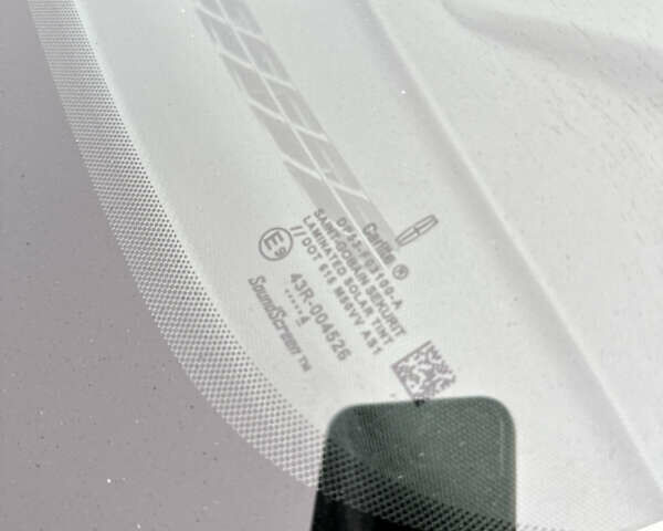 Черный Линкольн МКЗ, объемом двигателя 2 л и пробегом 209 тыс. км за 10000 $, фото 16 на Automoto.ua