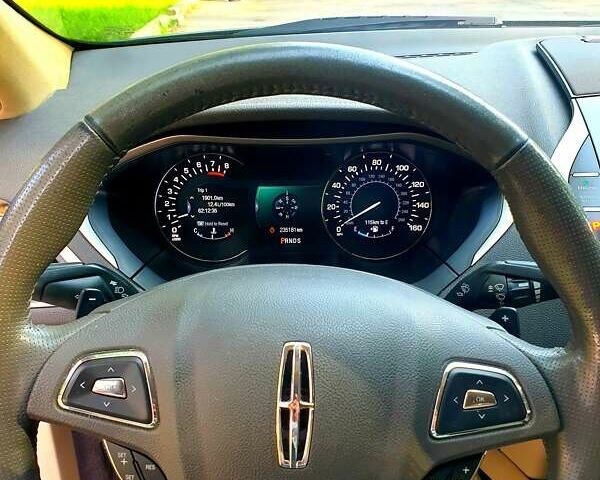 Чорний Лінкольн MKZ, об'ємом двигуна 2 л та пробігом 250 тис. км за 12000 $, фото 11 на Automoto.ua