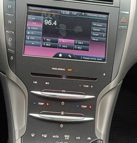 Черный Линкольн МКЗ, объемом двигателя 2 л и пробегом 162 тыс. км за 11000 $, фото 19 на Automoto.ua