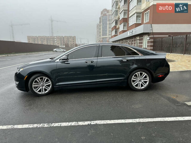 Черный Линкольн МКЗ, объемом двигателя 2 л и пробегом 209 тыс. км за 10000 $, фото 12 на Automoto.ua