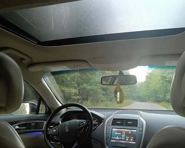 Черный Линкольн МКЗ, объемом двигателя 2 л и пробегом 242 тыс. км за 12800 $, фото 20 на Automoto.ua