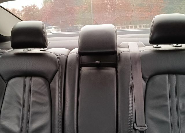 Черный Линкольн МКЗ, объемом двигателя 2 л и пробегом 162 тыс. км за 11000 $, фото 6 на Automoto.ua