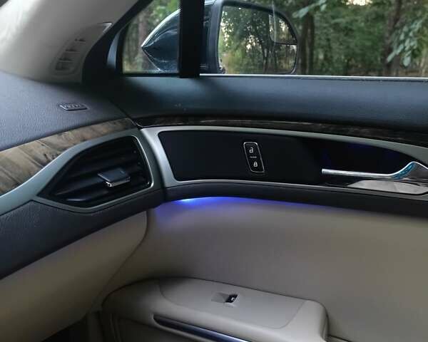 Черный Линкольн МКЗ, объемом двигателя 2 л и пробегом 242 тыс. км за 12800 $, фото 28 на Automoto.ua