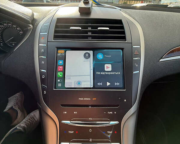 Черный Линкольн МКЗ, объемом двигателя 2 л и пробегом 145 тыс. км за 13600 $, фото 8 на Automoto.ua