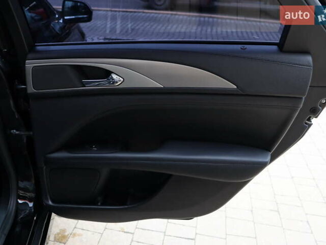 Черный Линкольн МКЗ, объемом двигателя 2 л и пробегом 152 тыс. км за 14900 $, фото 40 на Automoto.ua