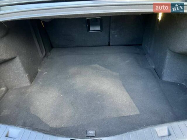 Черный Линкольн МКЗ, объемом двигателя 3 л и пробегом 185 тыс. км за 11900 $, фото 18 на Automoto.ua