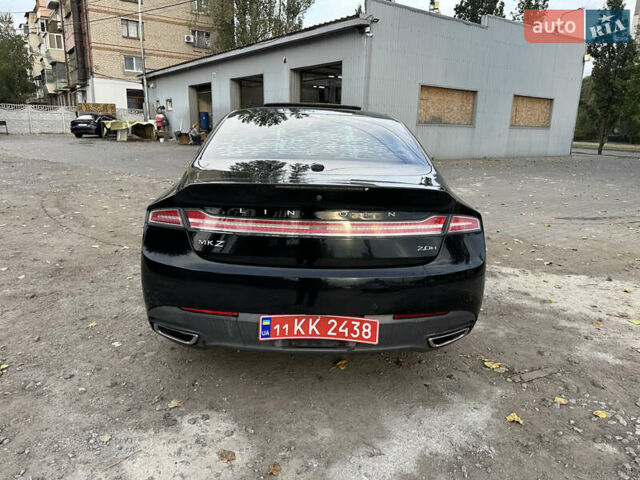 Черный Линкольн МКЗ, объемом двигателя 0 л и пробегом 180 тыс. км за 9400 $, фото 4 на Automoto.ua