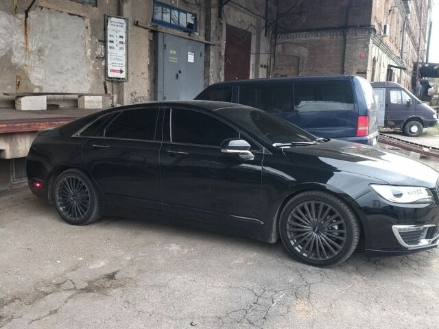 Черный Линкольн МКЗ, объемом двигателя 2 л и пробегом 75 тыс. км за 15000 $, фото 3 на Automoto.ua