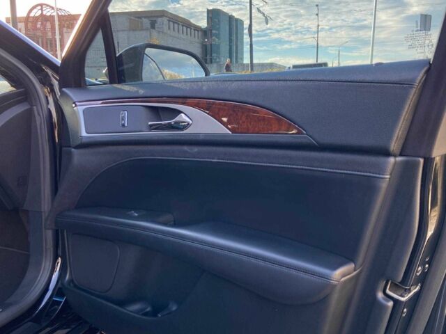 Лінкольн MKZ 2016 у Дніпро (Дніпропетровську) на Automoto.ua Чорний Лінкольн MKZ, об'ємом двигуна 2 л та пробігом 186 тис. км за 15999 $, фото 11 на Automoto.ua