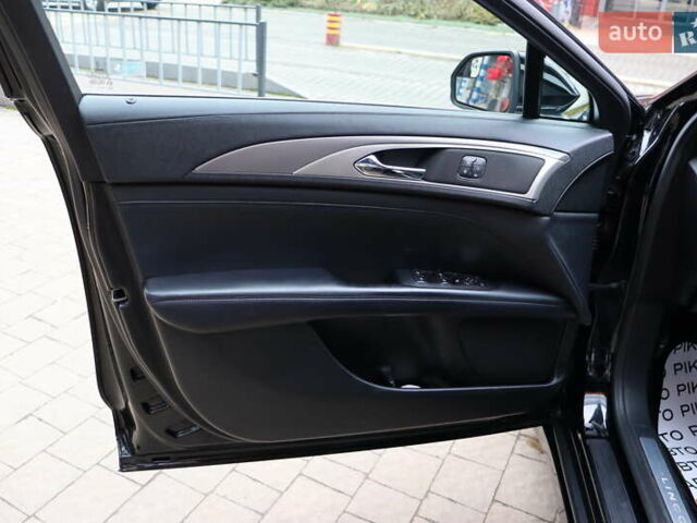 Черный Линкольн МКЗ, объемом двигателя 2 л и пробегом 152 тыс. км за 14900 $, фото 16 на Automoto.ua