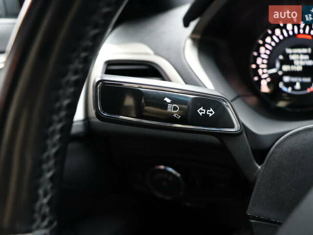 Черный Линкольн МКЗ, объемом двигателя 2 л и пробегом 152 тыс. км за 14900 $, фото 22 на Automoto.ua