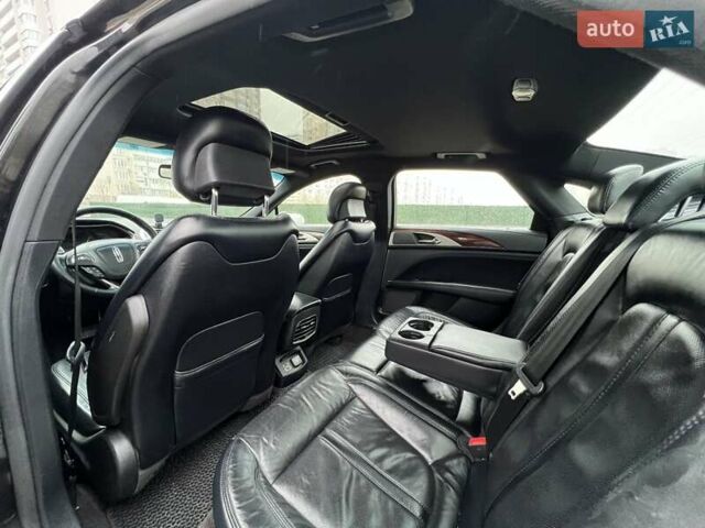 Черный Линкольн МКЗ, объемом двигателя 2 л и пробегом 190 тыс. км за 13500 $, фото 10 на Automoto.ua