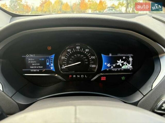 Чорний Лінкольн MKZ, об'ємом двигуна 2 л та пробігом 182 тис. км за 14900 $, фото 24 на Automoto.ua