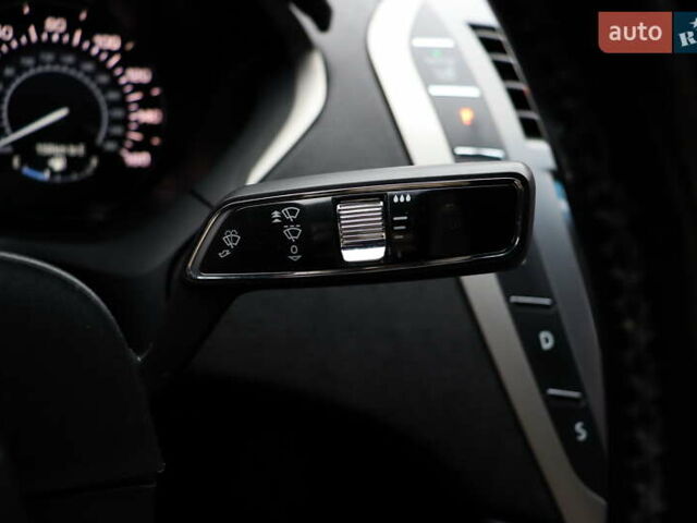 Черный Линкольн МКЗ, объемом двигателя 2 л и пробегом 152 тыс. км за 14900 $, фото 23 на Automoto.ua