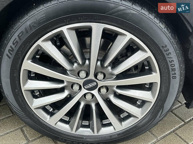 Чорний Лінкольн MKZ, об'ємом двигуна 2 л та пробігом 175 тис. км за 14500 $, фото 27 на Automoto.ua